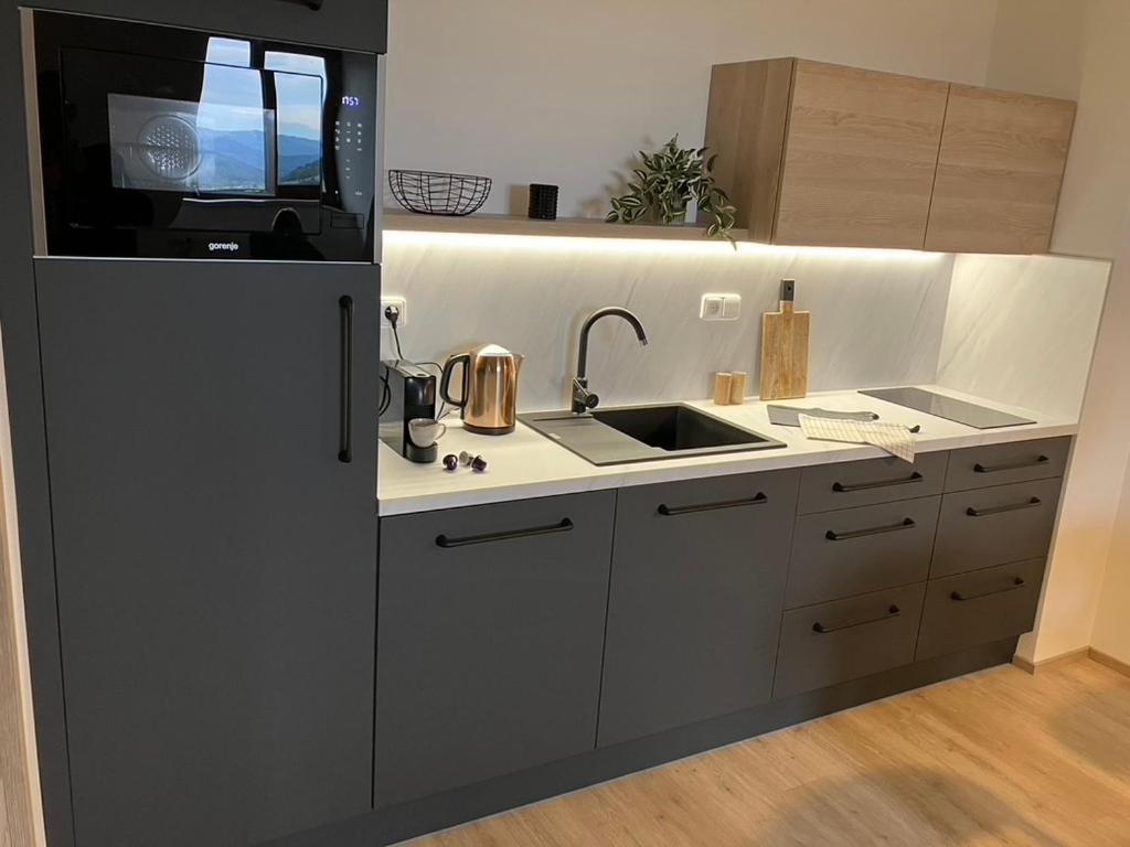 Apartman Nahore Vacov Экстерьер фото